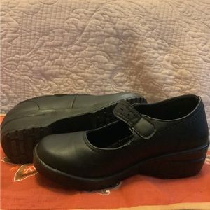 Easy Streets, easy WORKS Mary Jane 8 1/2 wide